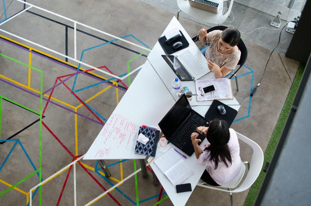 6 estrategias de networking B2B para construir relaciones solidas